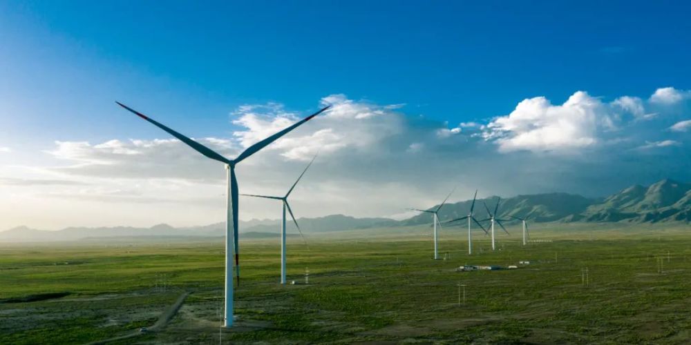 2022年全国风电、光伏发电新增装机突破1.2亿千瓦，创历史新高！