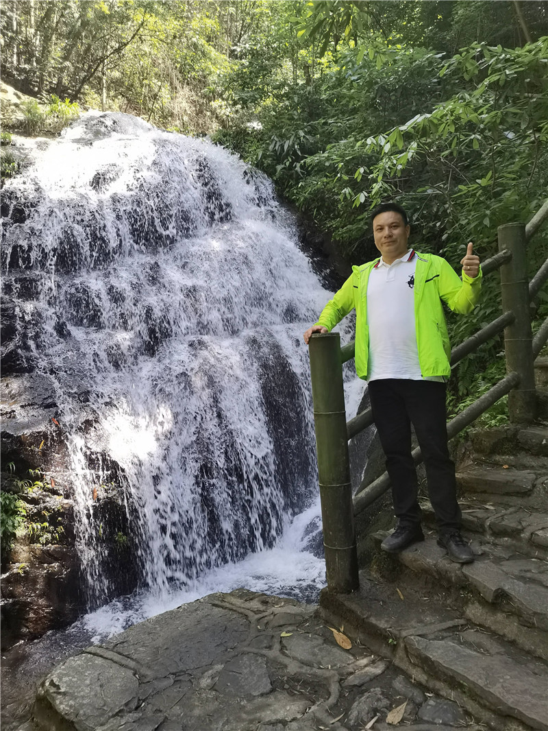 湘能楚天-浏阳周洛大峡谷团建活动