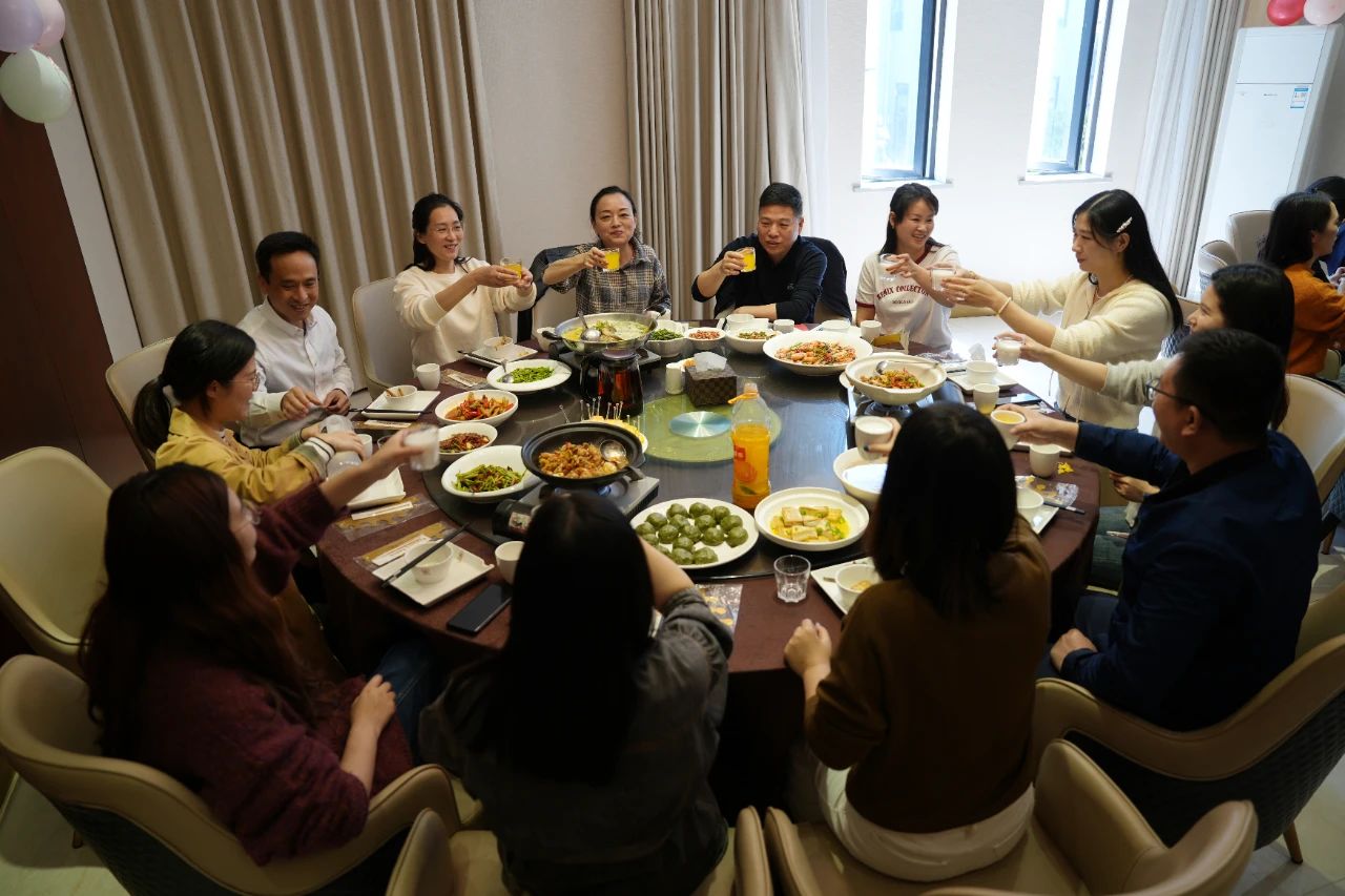 1723447605301223.jpg 2.jpg